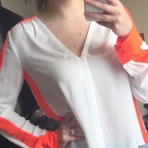 BCBGMaxAzria lightweight long sleeve top